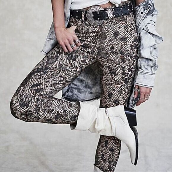 Free People Womens Raw High Rise Snake Print Jeggings Size 29 - Picture 4 of 12